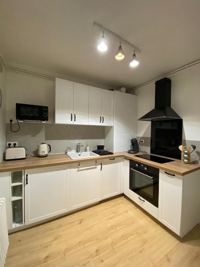 Appartement Cosy Pres De La Gare Avec Parking 圣皮埃尔德科尔 外观 照片